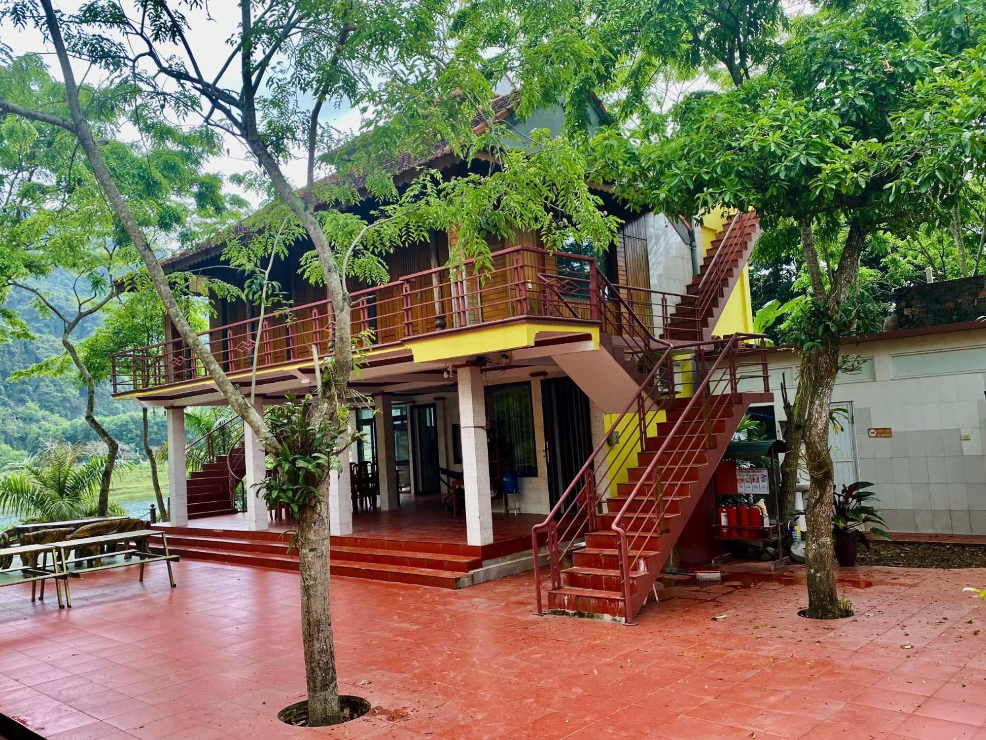 Ho Khanh'S Homestay Фонгня Экстерьер фото
