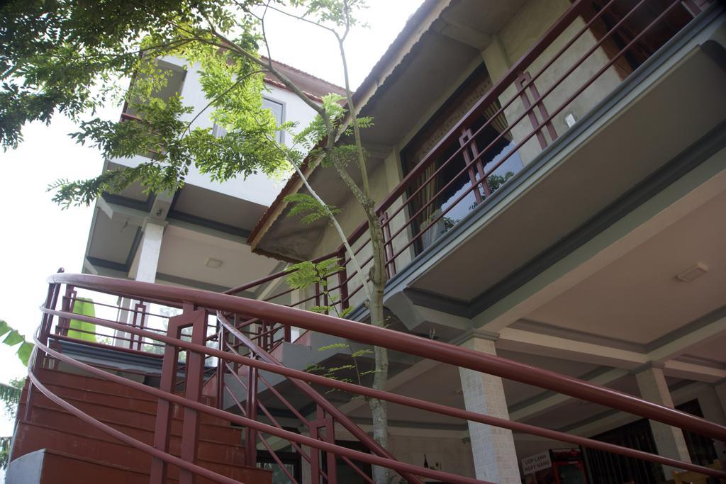 Ho Khanh'S Homestay Фонгня Экстерьер фото